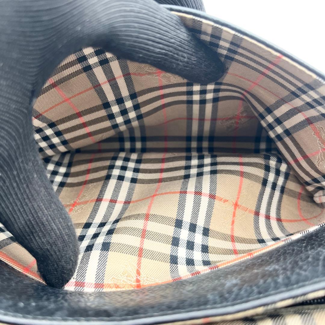 希少✨ バーバリー ショルダーバッグ フラップ ノバチェック レザー 黒 シボ革