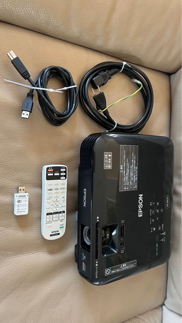 EPSON EB-W420 プロジェクター/無線投影アダプターELPAP10