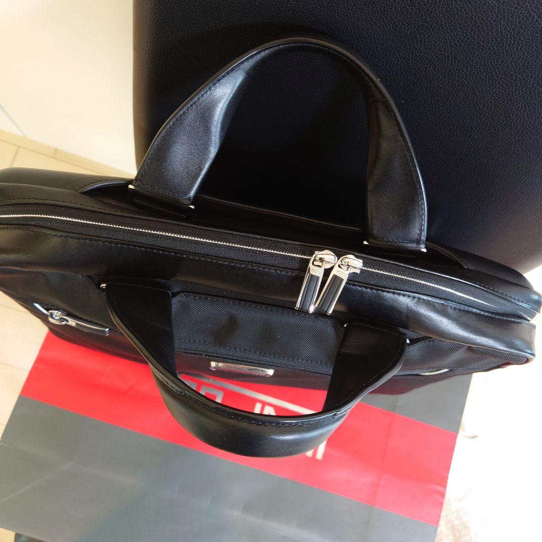 【ほぼ未使用】TUMI 255002D2 ARRIVE ソーヤ・ブリーフケース