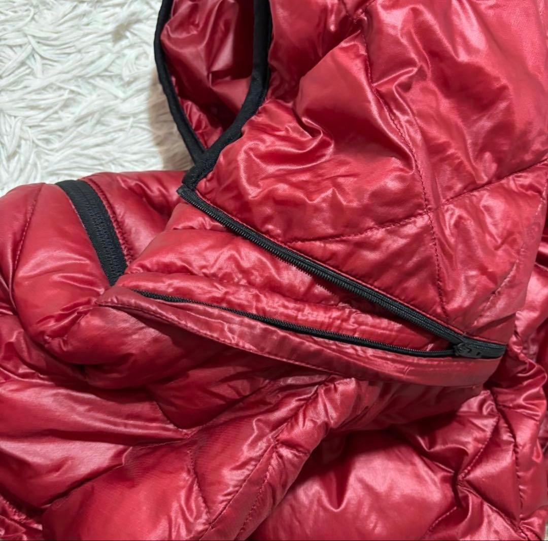 EDDIE BAUER 赤 フード付きダウンジャケット