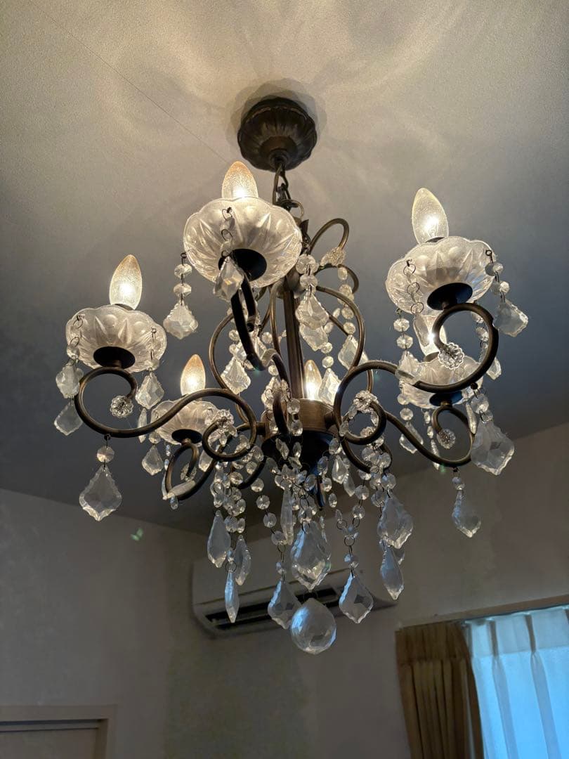 シャンデリア クリスタル アンティーク6灯 フラワー型お値下げしました。