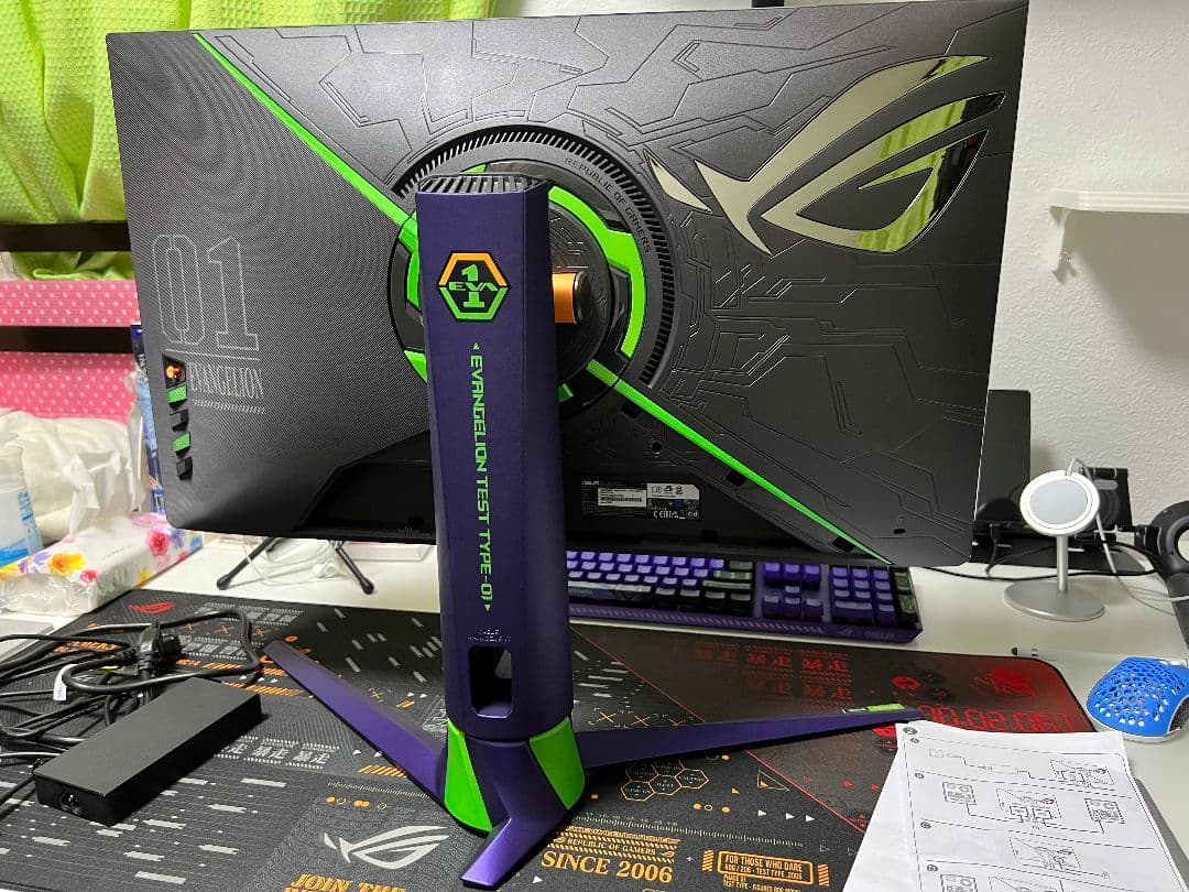 ROG X EVANGELION モニター 本体