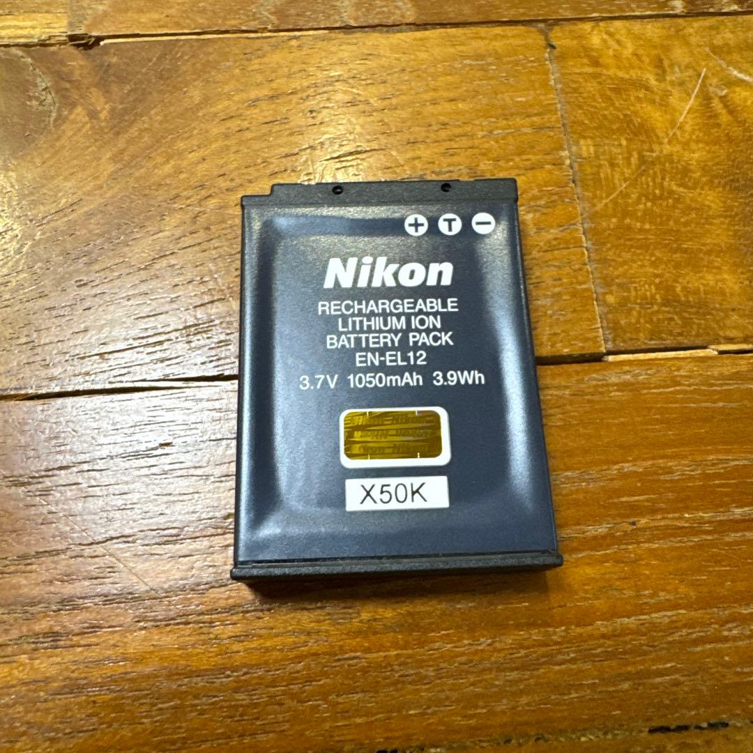 Nikon COOLPIX S6200 レッド　美品　動作確認済み　デジカメ