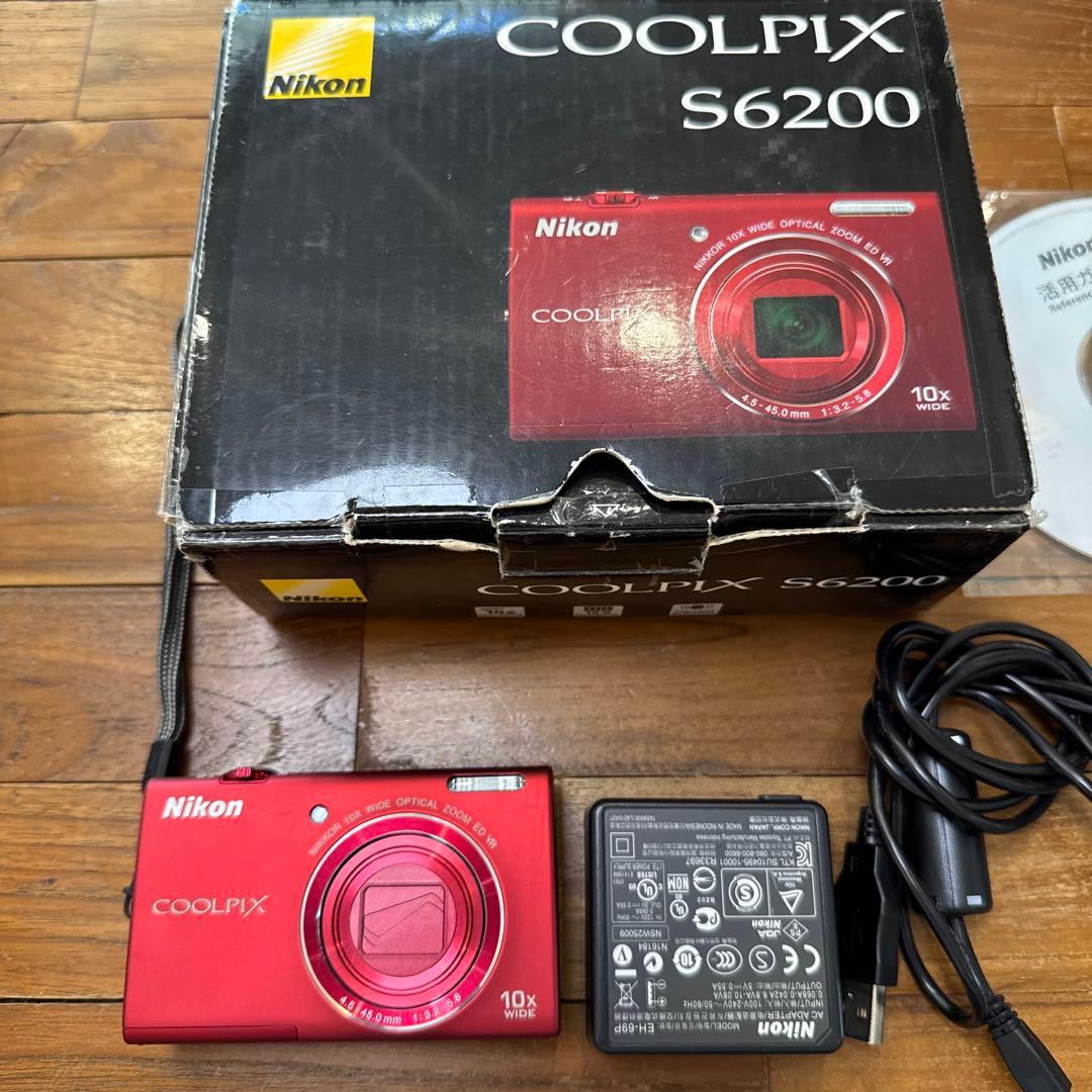 Nikon COOLPIX S6200 レッド　美品　動作確認済み　デジカメ