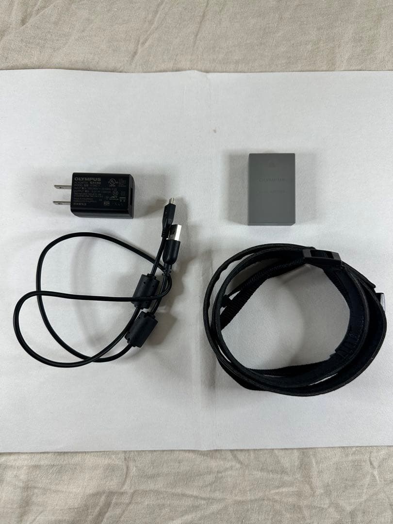 OLYMPUS PEN E-P7 カメラ