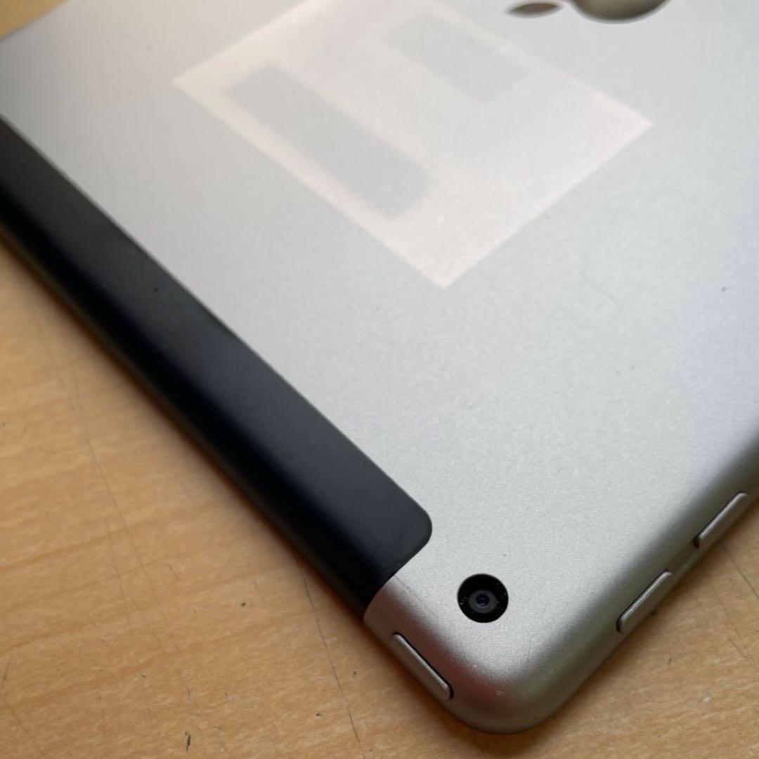 iPad 第5世代　スペースグレイ　32GB SIMフリー　A1823