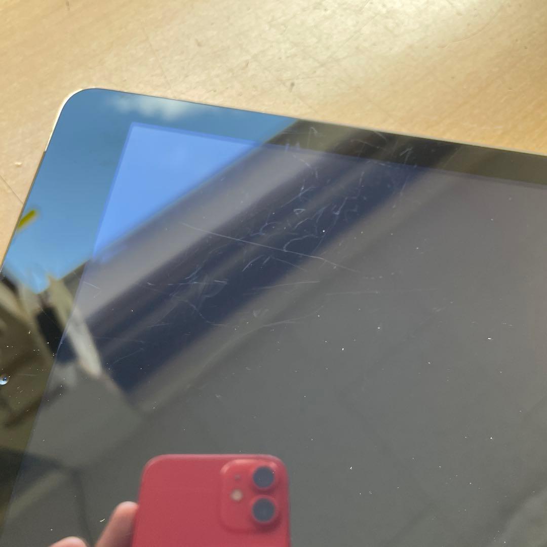 iPad 第5世代　スペースグレイ　32GB SIMフリー　A1823