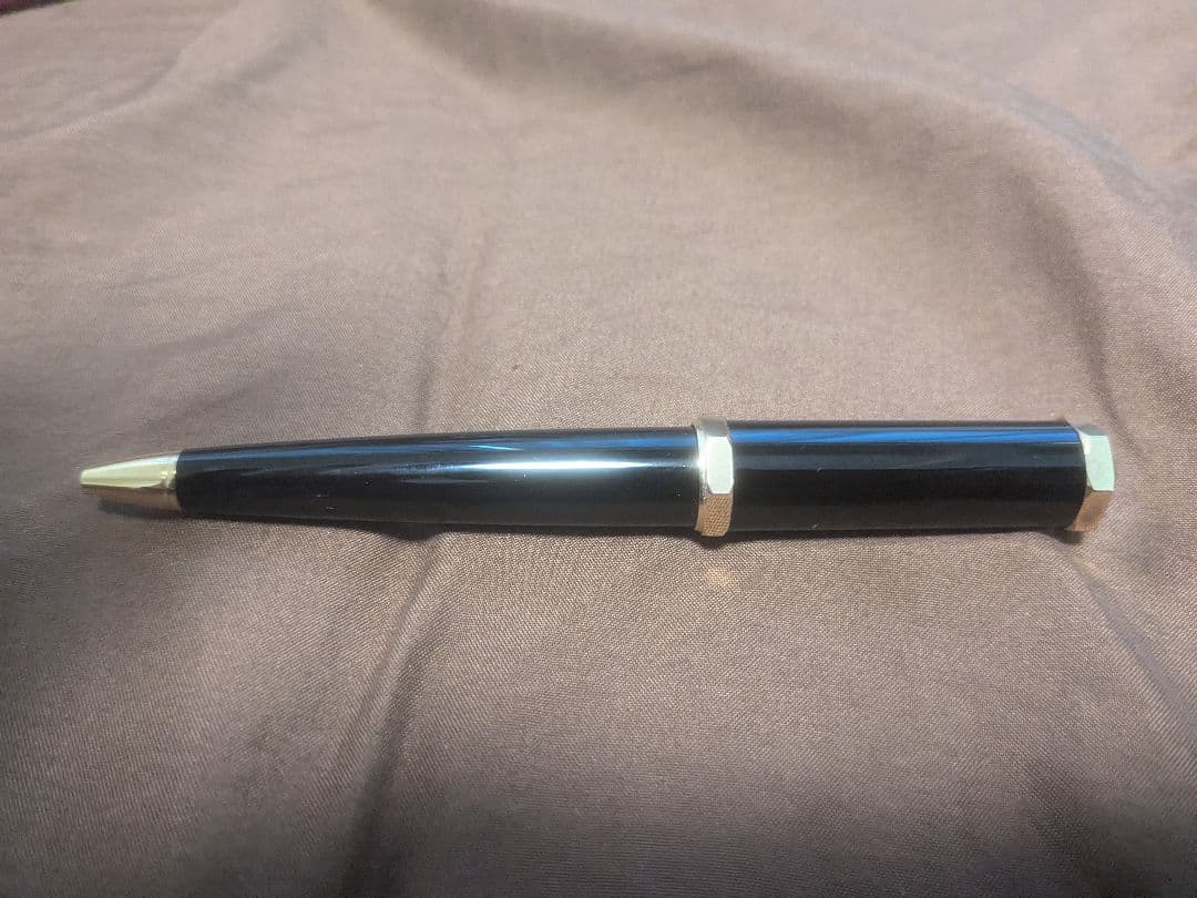 カルティエ　Cartier ボールペン サントスデュモン