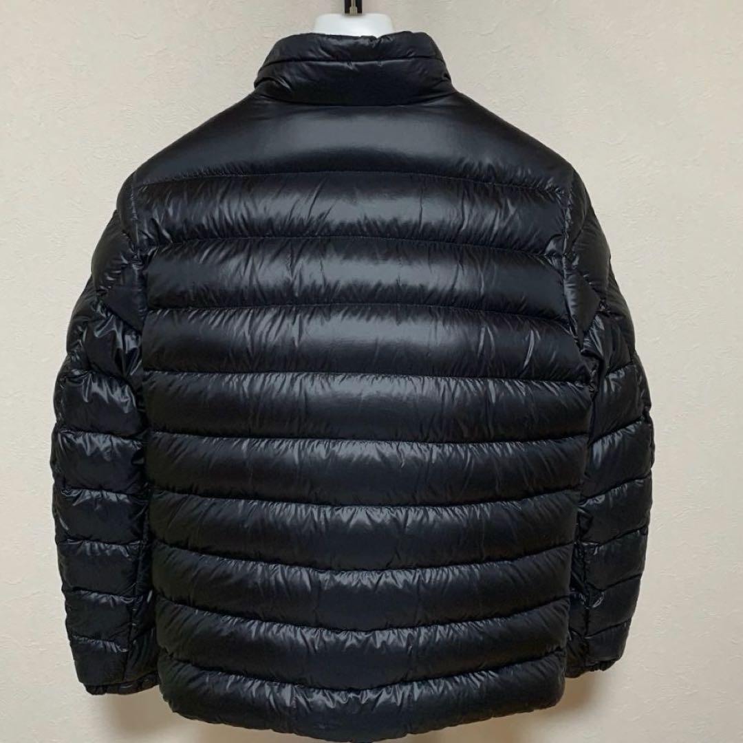 〔美品〕モンクレール　 AMALTES 2 ブラック　ジャパンタグ　5D167