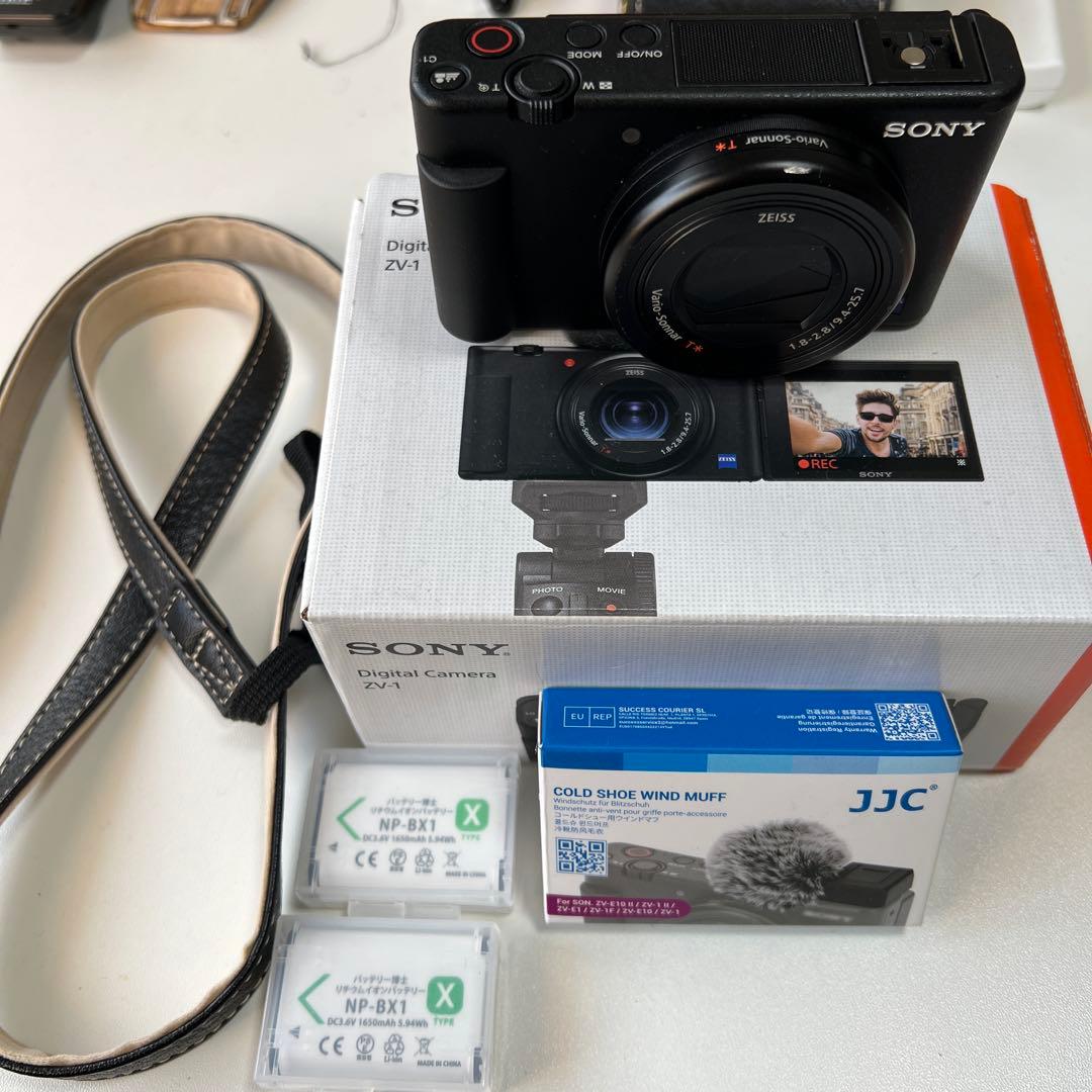 SONY デジタルカメラ ZV-1 【美品】