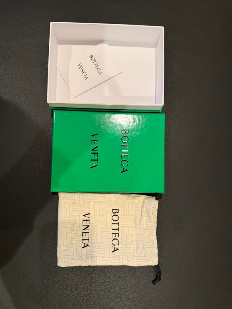 BOTTEGA VENETA グレー レザー 名刺入れ