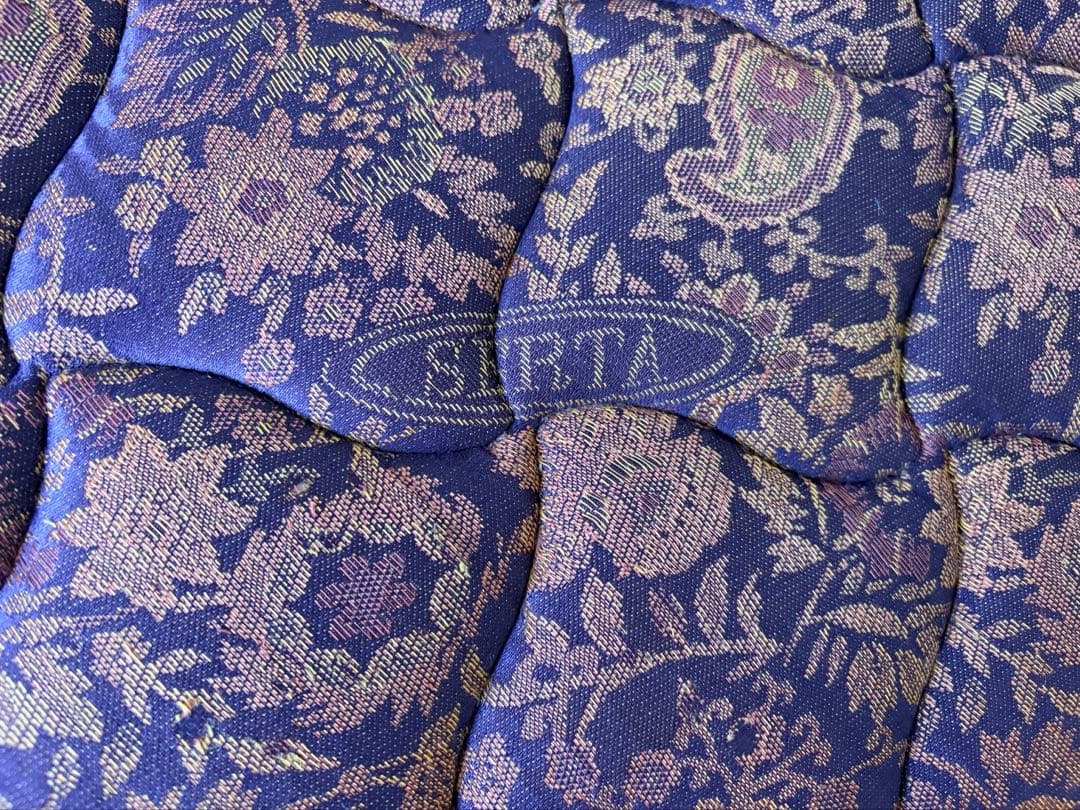 ドリームベッド (介護可能電動式ベッドと、収納式ベッド)