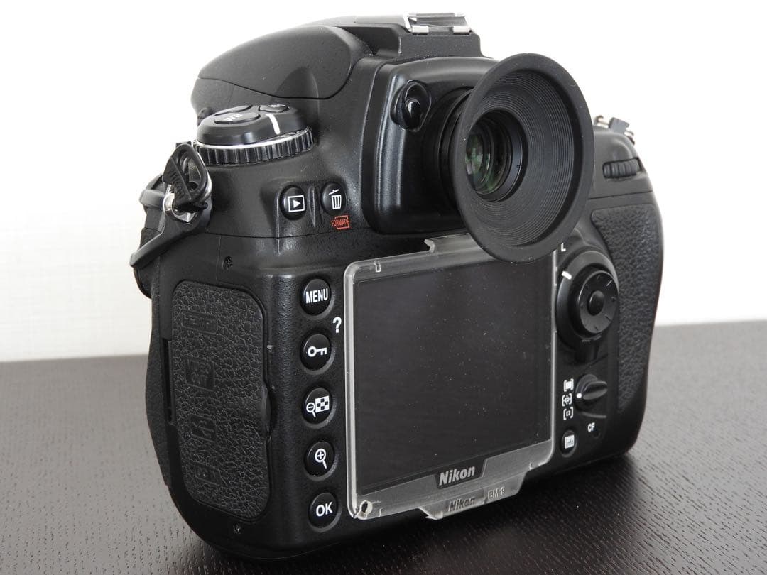Nikon D700 ニコン デジタル一眼レフカメラ MB-D10 縦グリップ付
