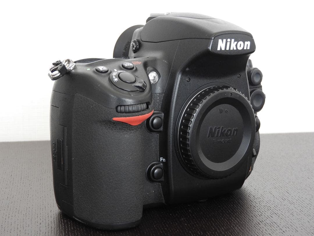 Nikon D700 ニコン デジタル一眼レフカメラ MB-D10 縦グリップ付
