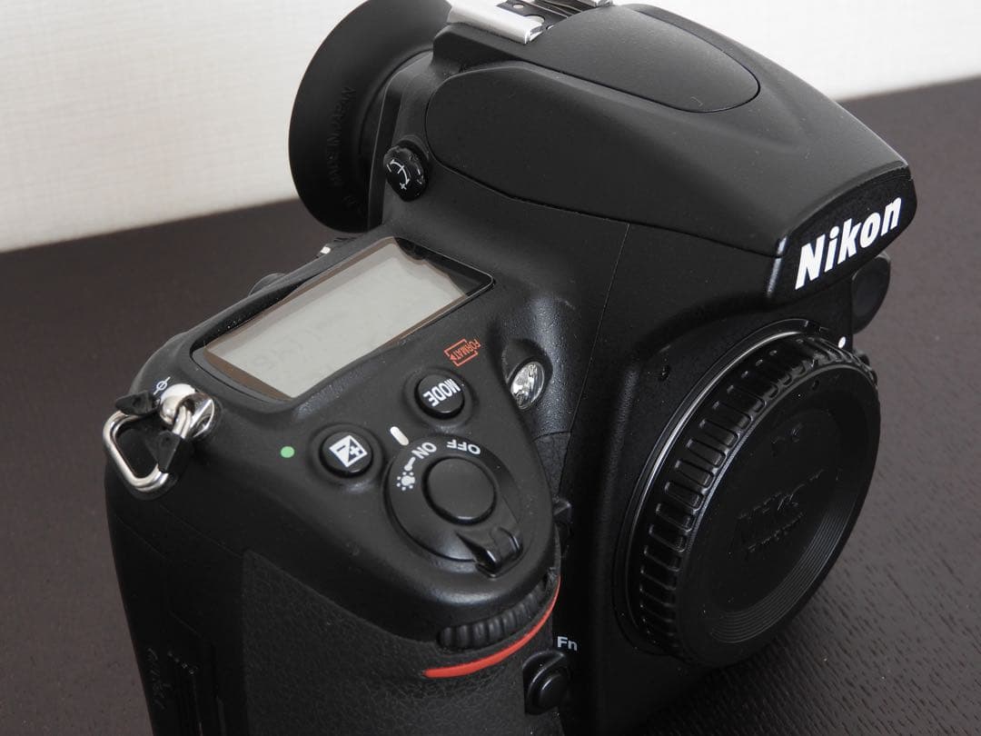 Nikon D700 ニコン デジタル一眼レフカメラ MB-D10 縦グリップ付