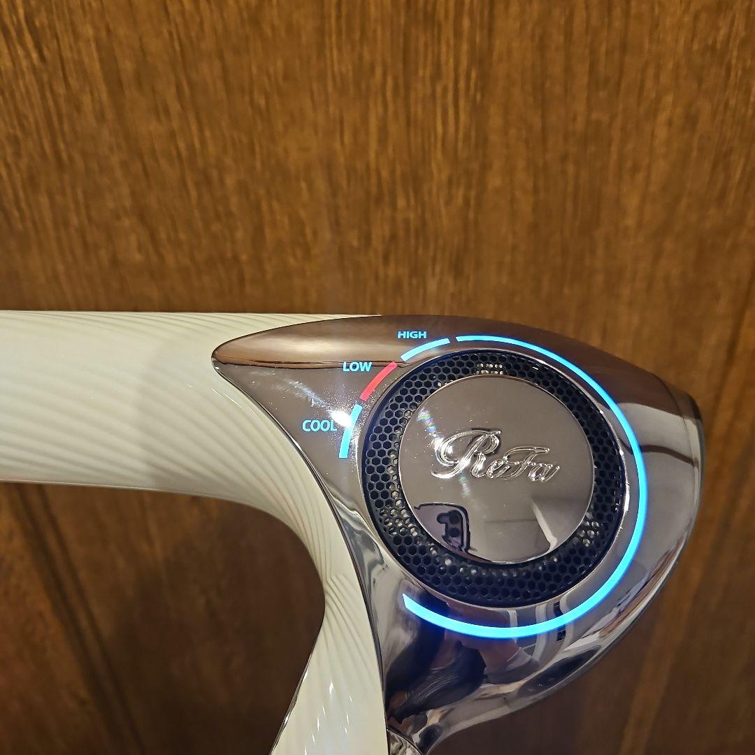 【美品】Refa ドライヤー　2021年製