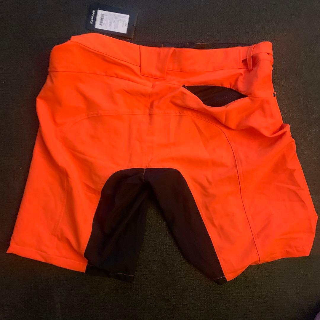 ARSUXEO　MTBショーツ　XLサイズ