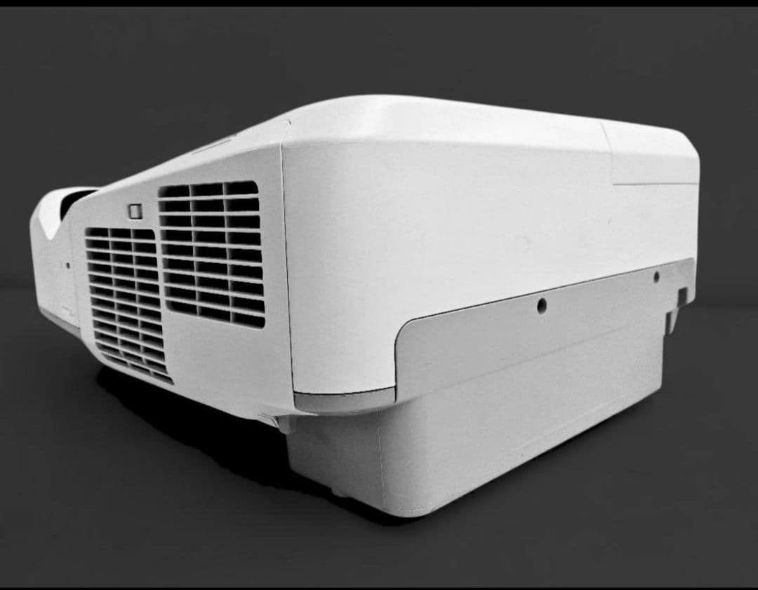 新品リモコンEPSON 30cmで本当にムービーシアター EB-685WT228