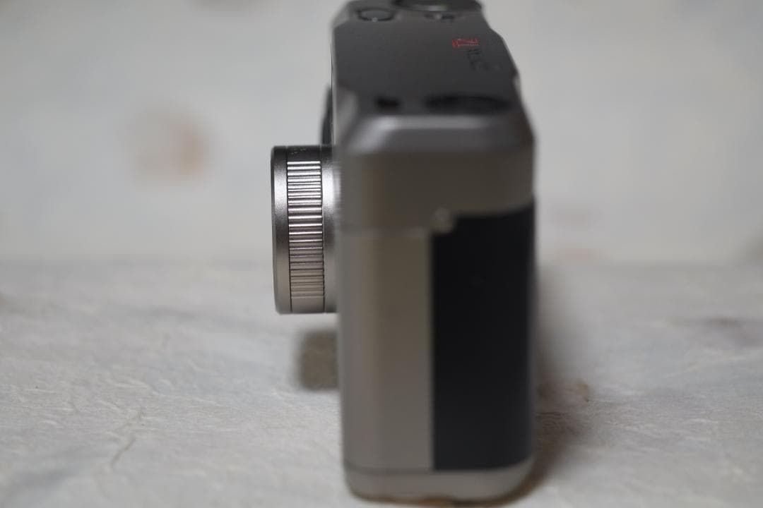CONTAX T2 シルバー レンジファインダーカメラ