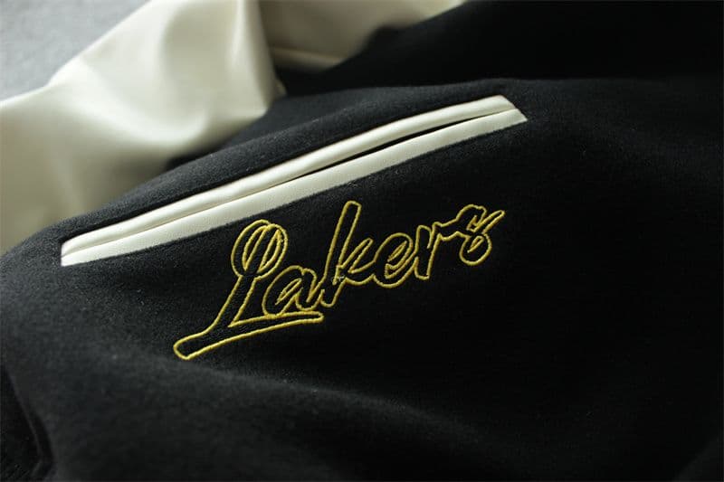 NBA ロサンゼルス レイカーズ 袖レザー 刺繍 フード付きスタジャン M