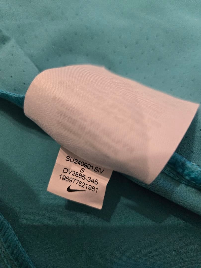 ナイキ ヴェイパーニット ナダル全仏オープンモデル