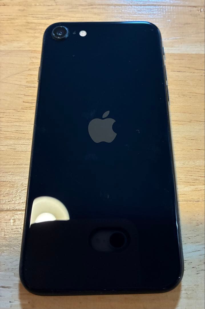 SIMフリー　iPhone SE 第3世代　64GB