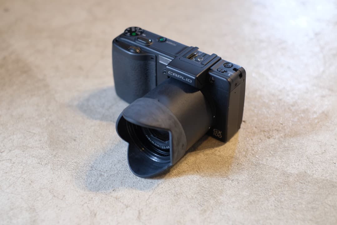 Ricoh Caplio GX100 + VF-1 + LC-1 美品