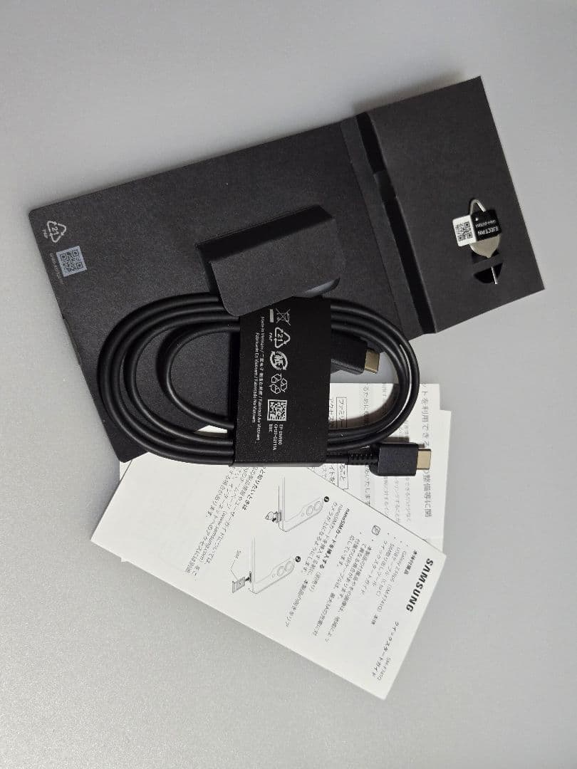 Galaxy Z flip 6 SIMフリー 256GB クラフテッドブラック