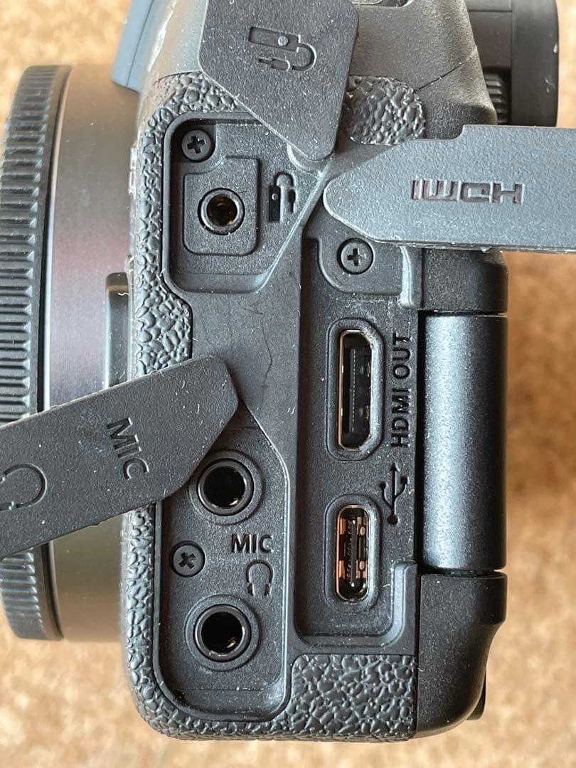 Canon EOS RP ミラーレス一眼 本体