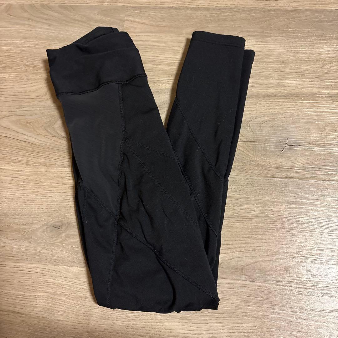 パーフェクトフォームトップス ロングスリーブ & レギンス セット Mサイズ