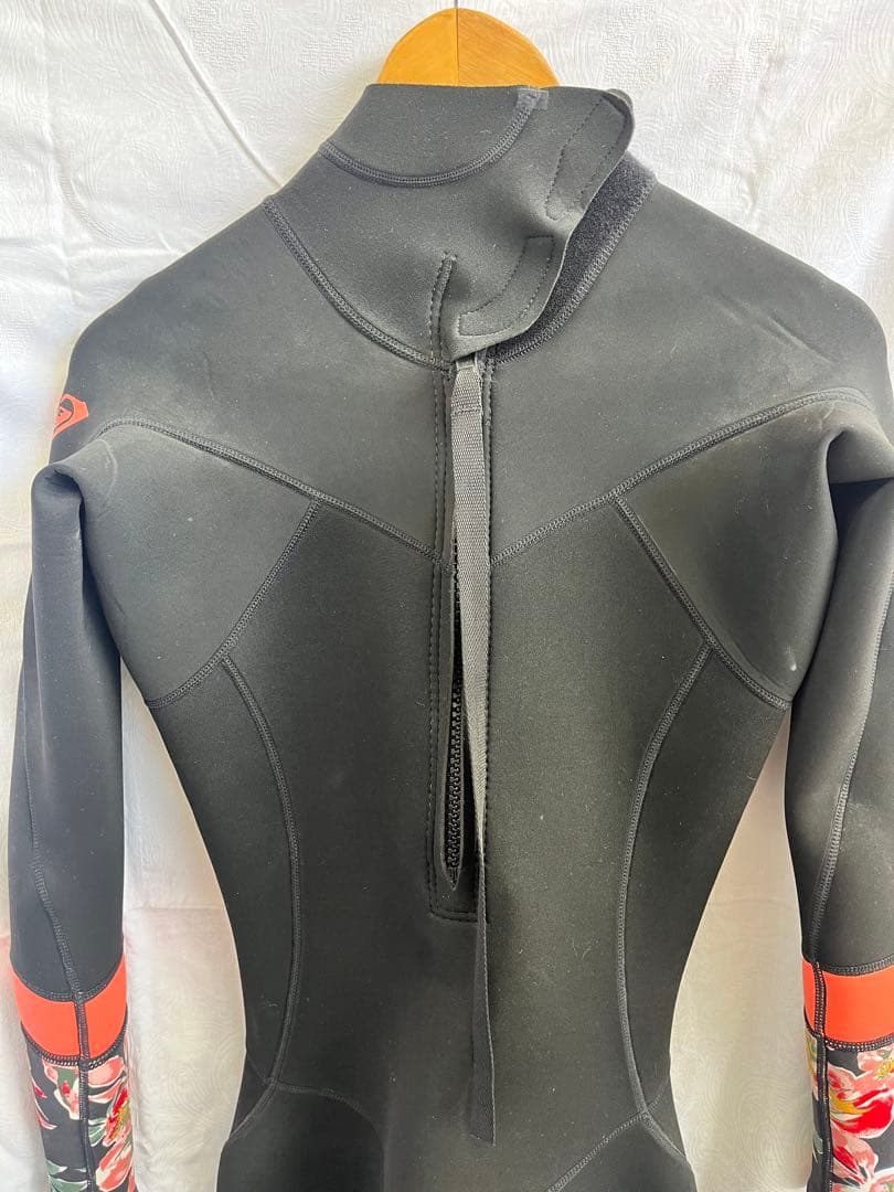 ロキシー　ROXY ウェットスーツ　フルスーツ 2.5mm AQUAα ブラック