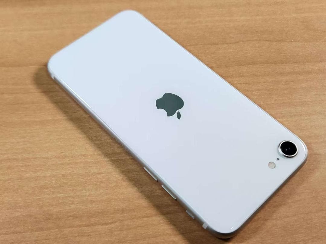 020300E iPhone SE A2782 64GB [最大容量89%】