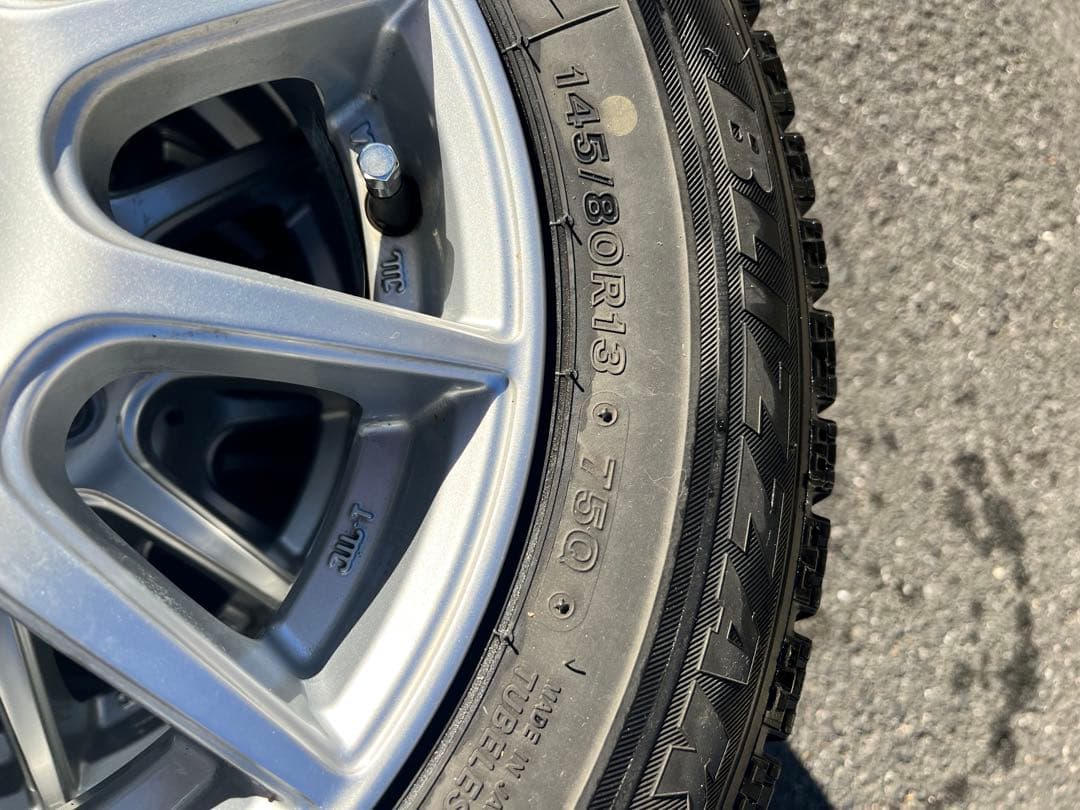 安さに挑戦　軽自動車用スタッドレスタイヤ4本セット