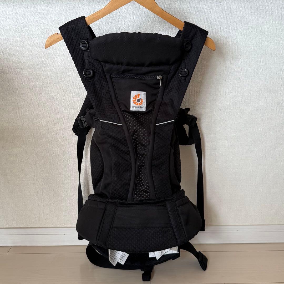 Ergobaby エルゴベビー 抱っこ紐 OMNI Breeze ブラック