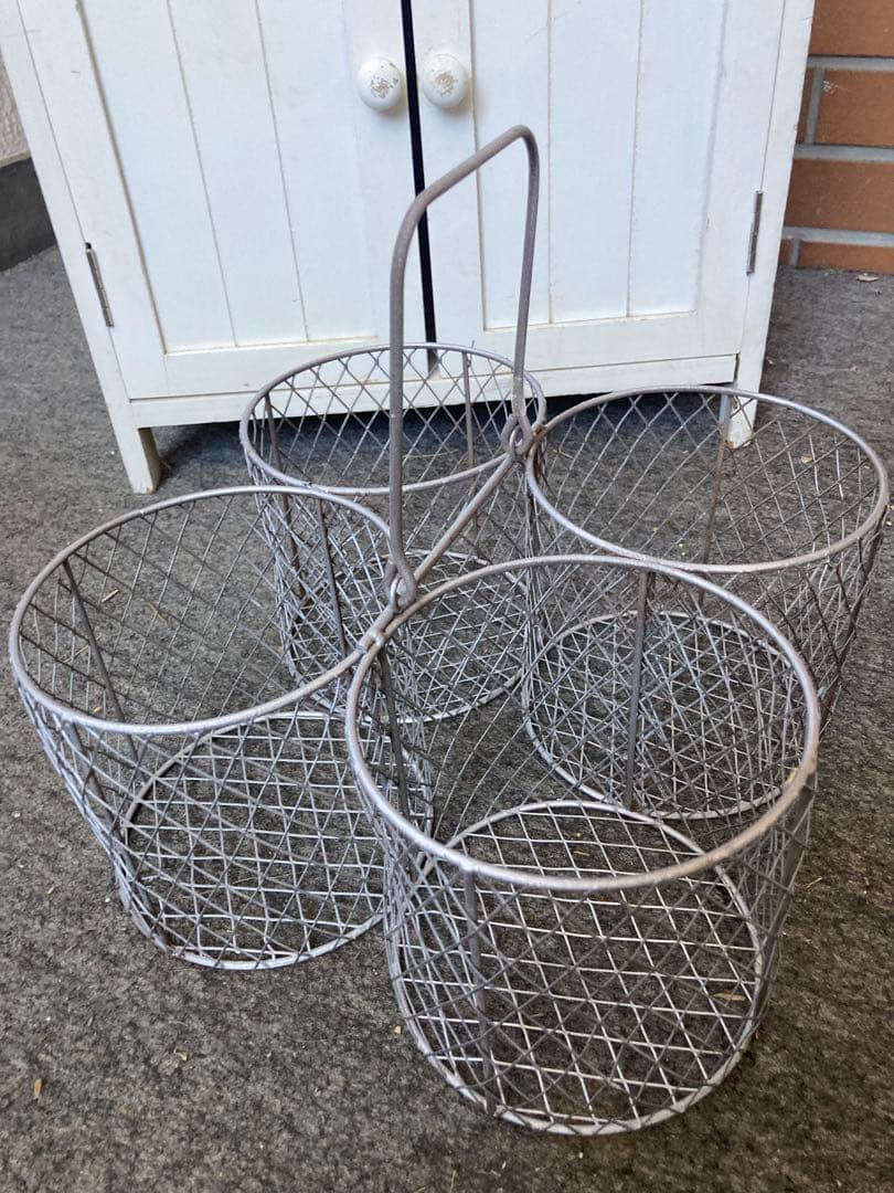 ガーデニング雑貨アンティーク　ガーデン雑貨　アイアンバスケット