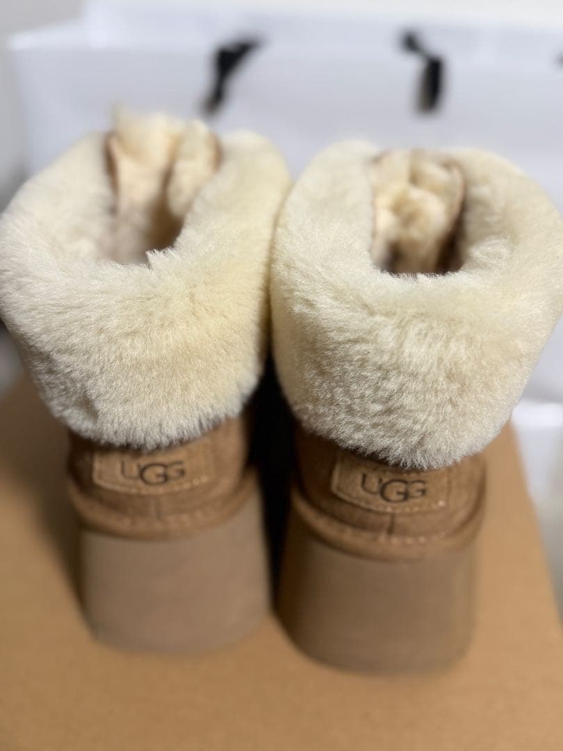 UGGエスミーレースアップ Esmee Lace Up 24cm