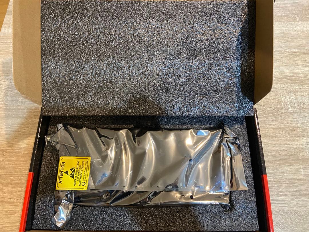 【美品】AMD Radeon RX 9700 XT 16GB グラフィックカード