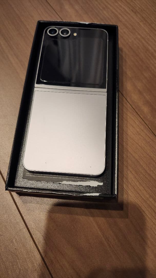 Galaxy Z Flip6 ブラック 256GB SIMフリー