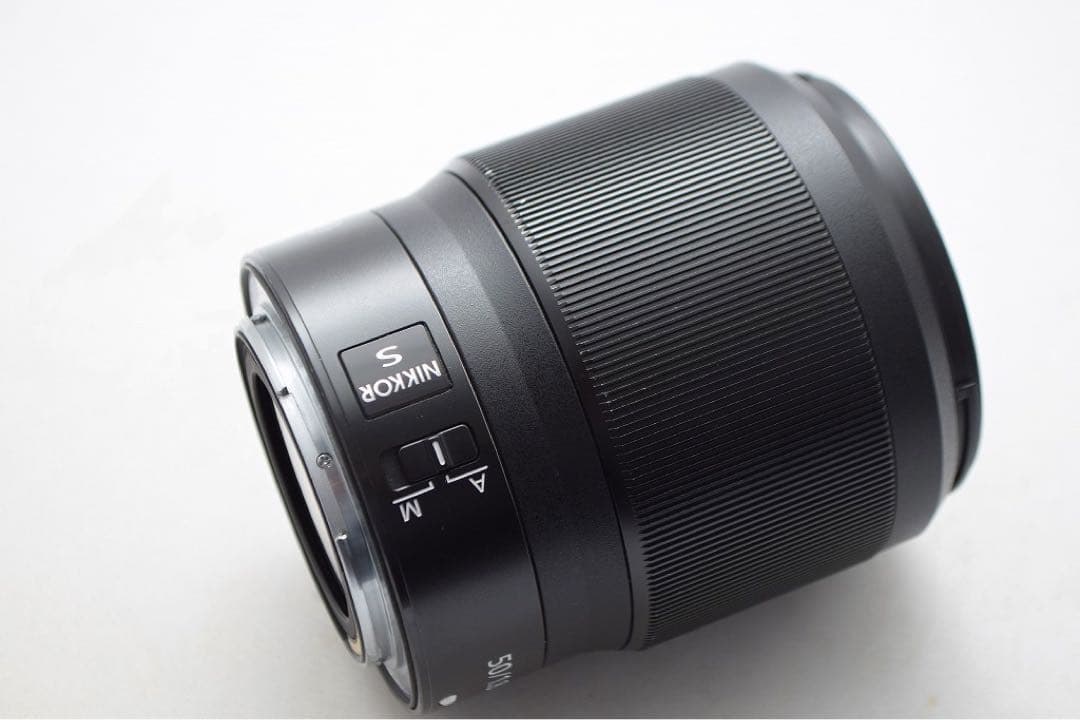 Nikon ニコン NIKKOR Z 50mm F1.8 S レンズフード付