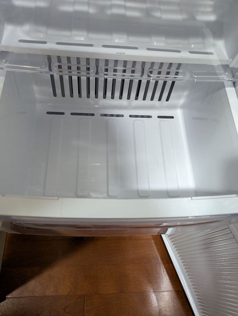 【美品+保証書あり】MITSUBISHI ノンフロン冷凍庫 MF-U12G-W