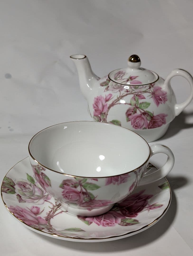（i!!）aynsley ポット＆カップ＆ソーサーエリザベスローズピンク