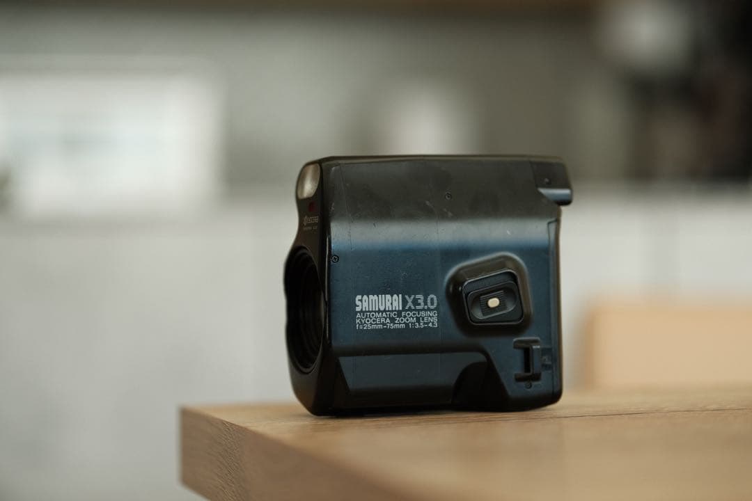 【美品・完動品】KYOCERA SAMURAI X3.0 フィルムカメラ