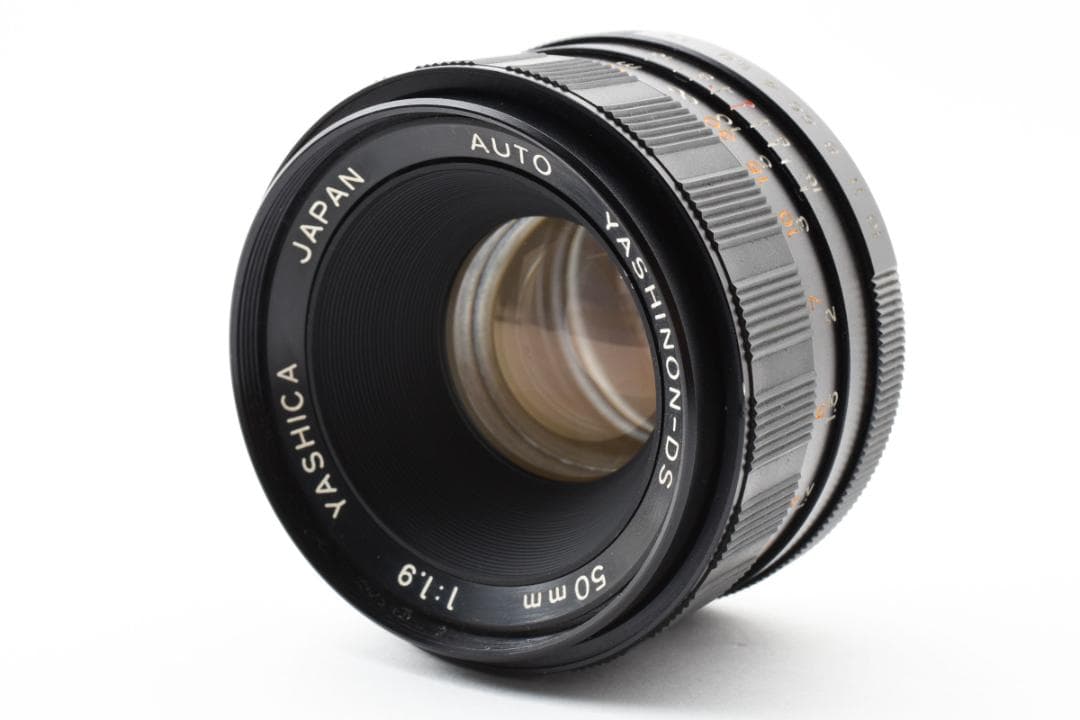 ◎フレア◎YASHICA YASHINON-DS 50mm F1.9 Y064