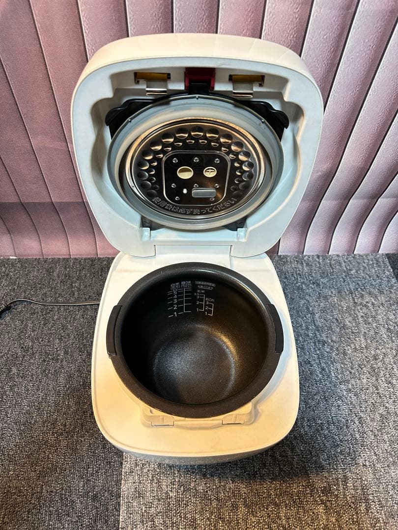 タイガー圧力炊飯ジャーJPB-H 1.0L 2014年製