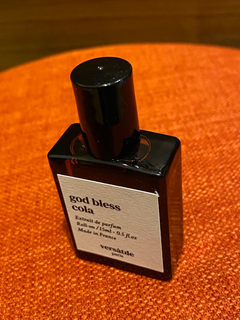 ヴェルサティルパリ 香水