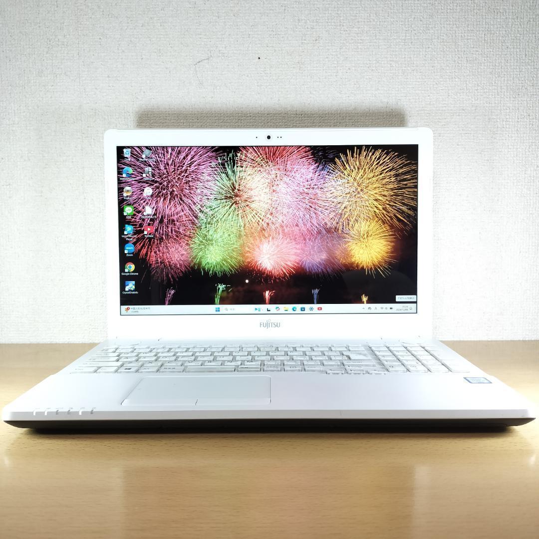 ノートPC Core i7 Windows11 SSD メモリ16GB 富士通