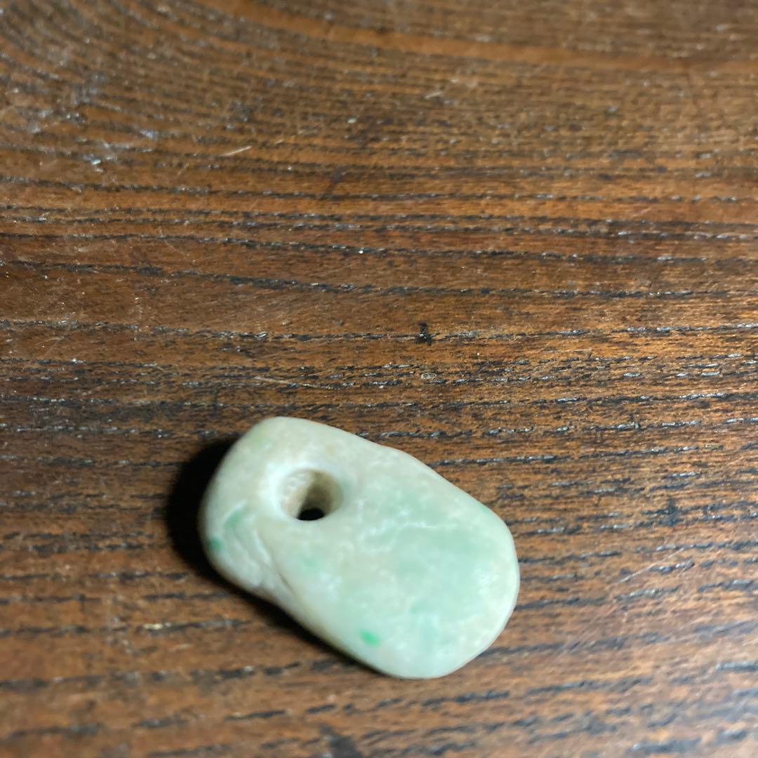 赤札閉店セール❗️【ギャラリー三益】古美術　翡翠勾玉