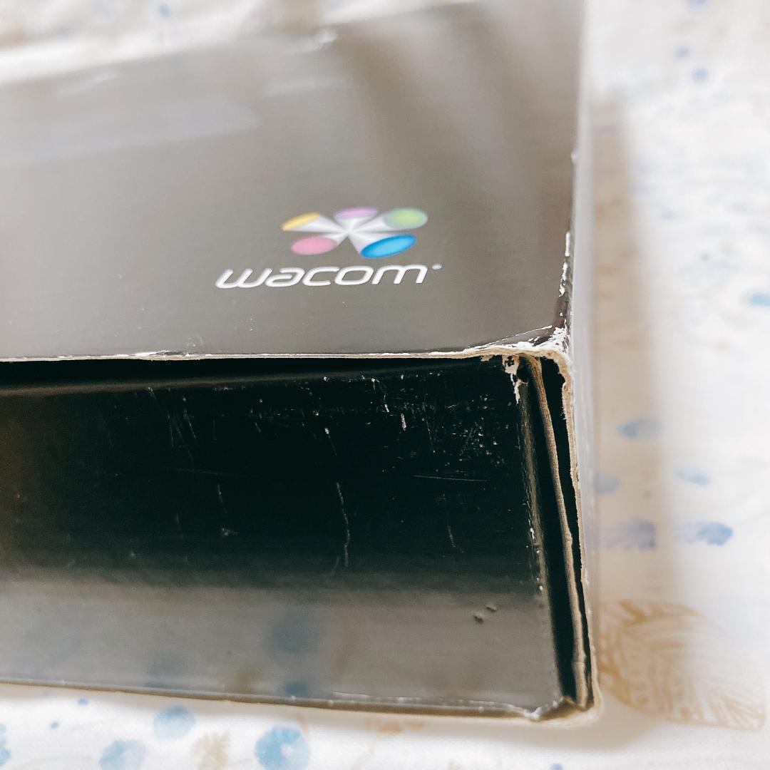 Wacom ペンタブレット INTUOS PTH-651 medium Mサイズ