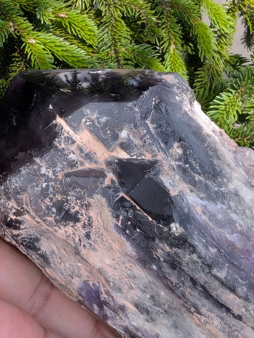 812gアメジスト【邪気払い神器】アテナ紫骨　骨幹水晶　原石NO.3