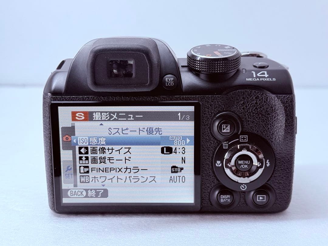 FUJIFILM FinePix S4500 動作確認済 30倍ズーム 単3電池
